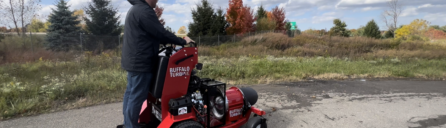 Buffalo Turbine Blitz Stand-on Debris Blower