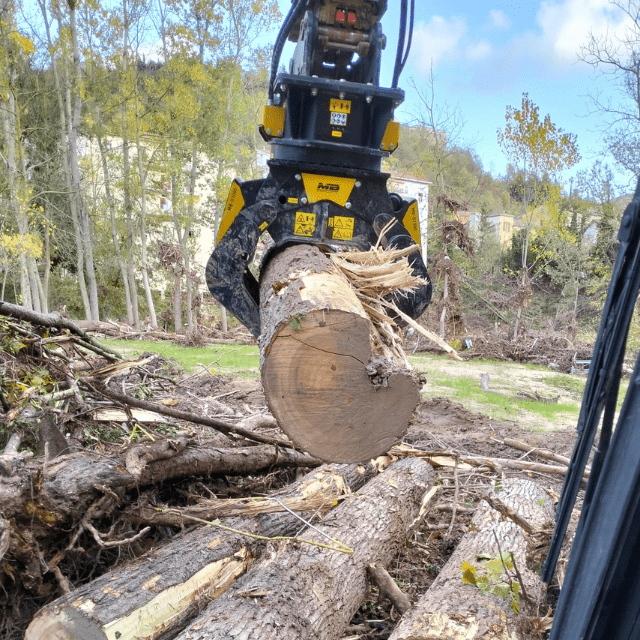 MB Crusher MB-G1000 S4 Grapples