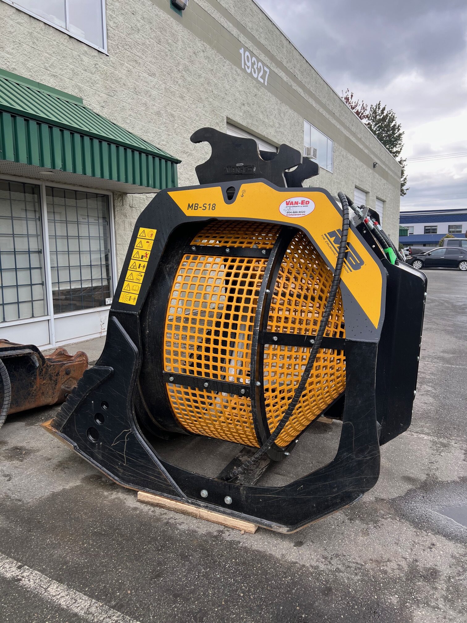 MB S18 S4 Screening Bucket Screening Bucket