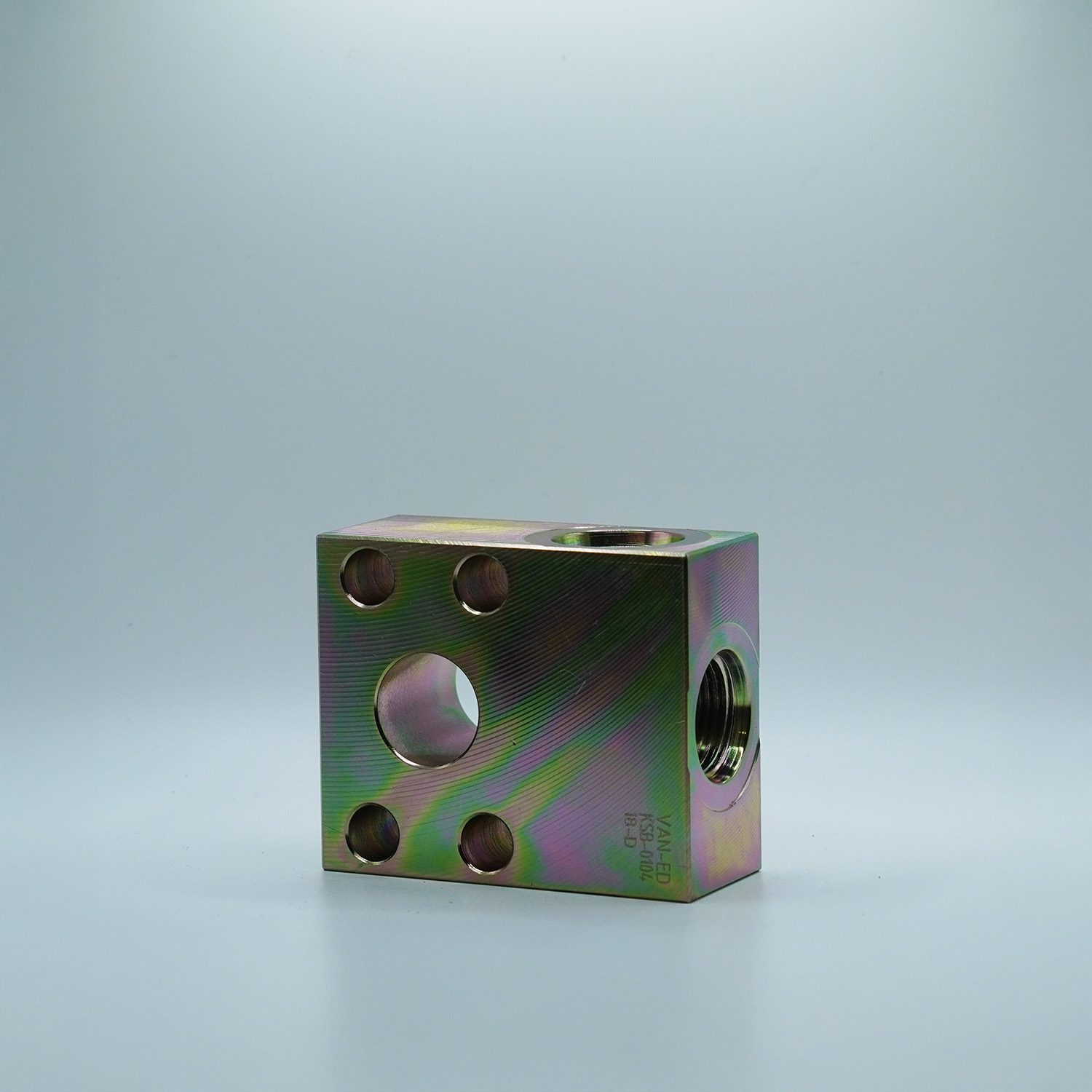 Sandwich Tee, Code 62, -16 with -12 Tee Ports 